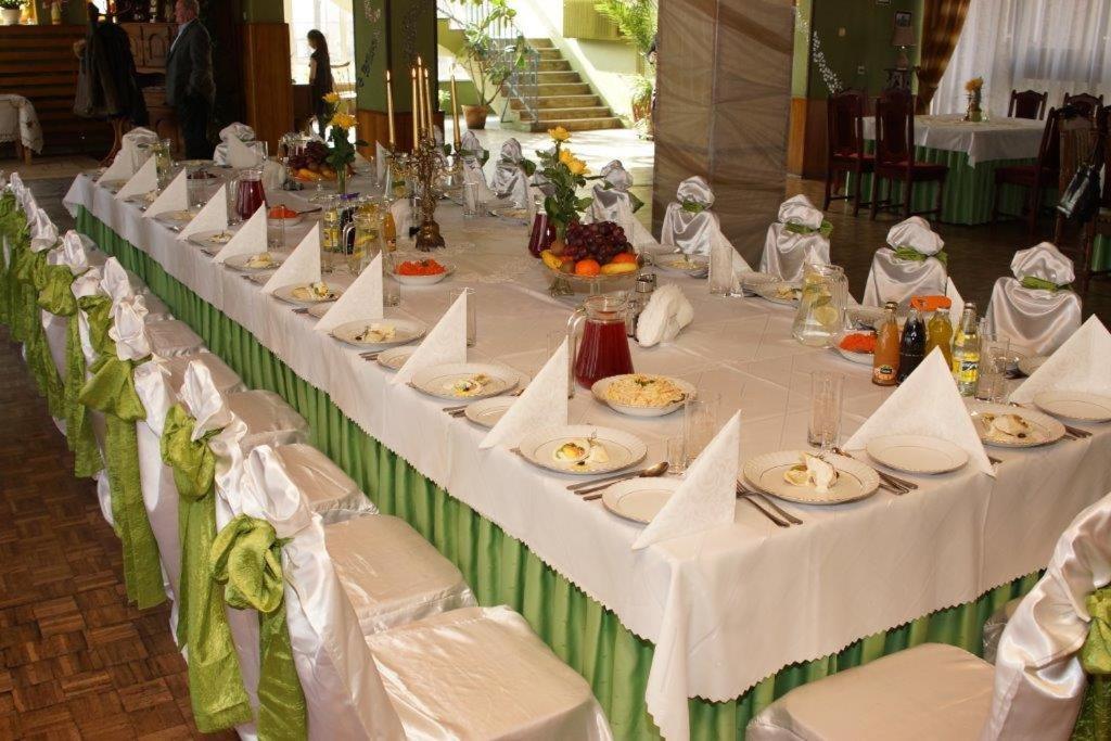 Grodkow  Zajazd Grodek Bujak Robert Naclegi I Restauracja المظهر الخارجي الصورة